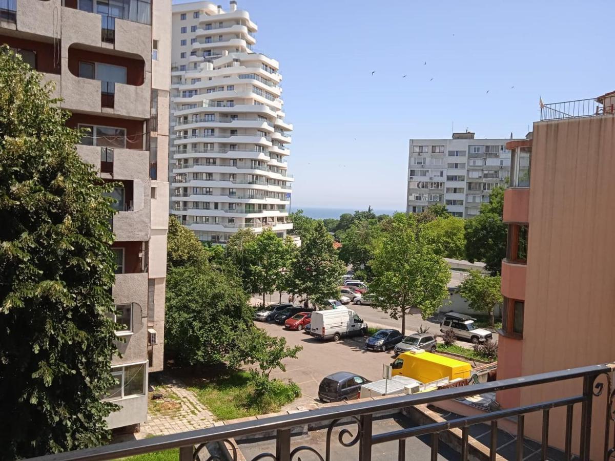 Flora Beach Apartaments 부르가스 외부 사진