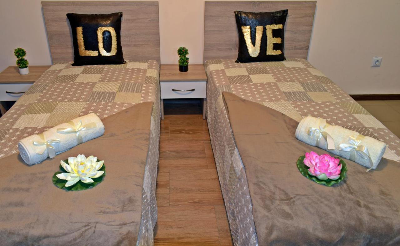 Flora Beach Apartaments 부르가스 외부 사진