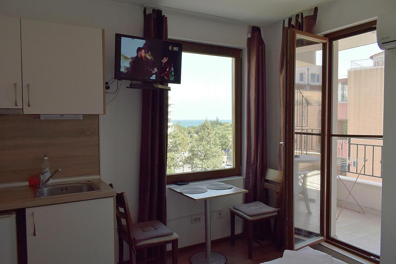 Flora Beach Apartaments 부르가스 외부 사진