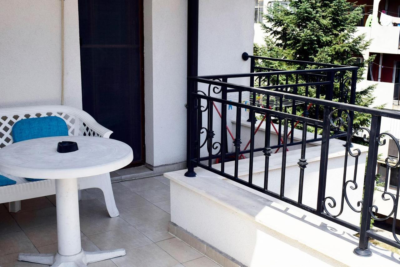 Flora Beach Apartaments 부르가스 외부 사진