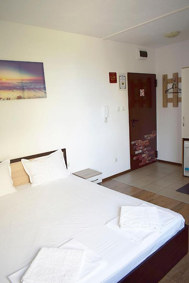 Flora Beach Apartaments 부르가스 외부 사진