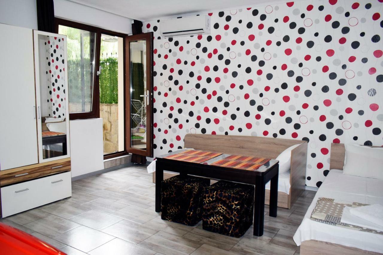 Flora Beach Apartaments 부르가스 외부 사진